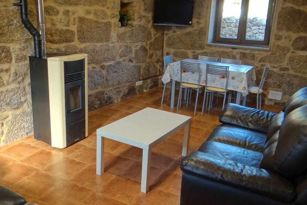 Cuberto Darriba Casa Restaurada En Canedo Carnota Buitenkant foto