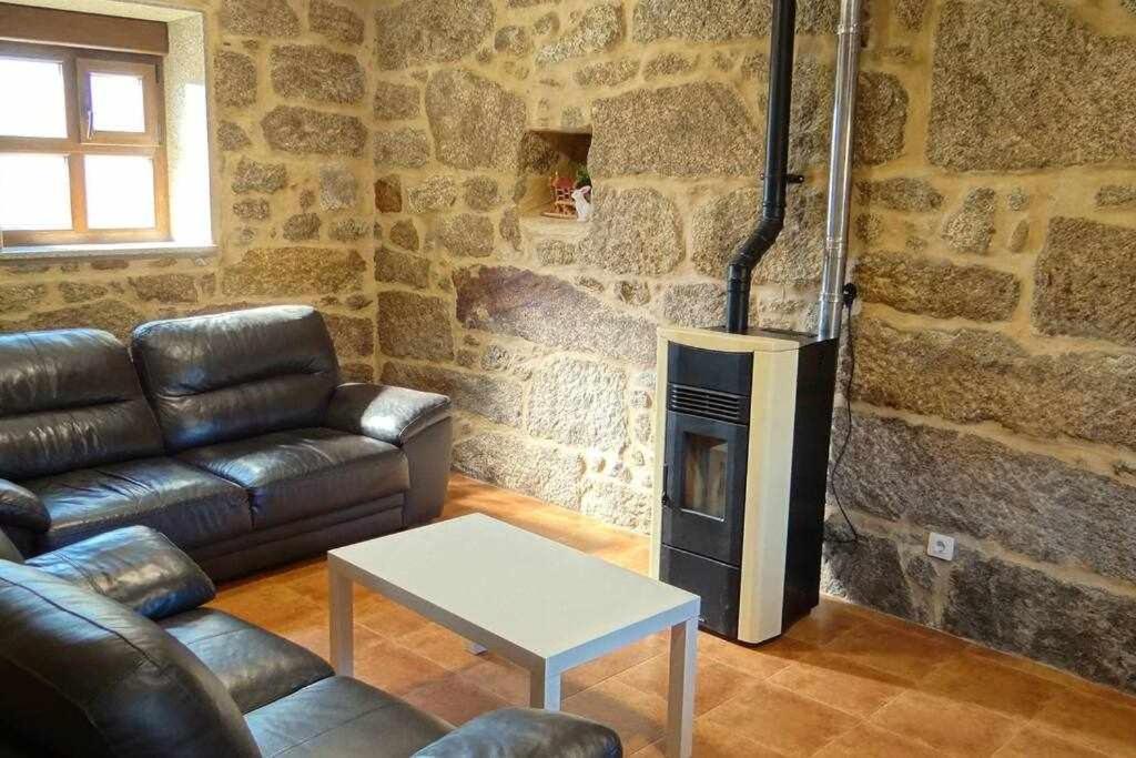 Cuberto Darriba Casa Restaurada En Canedo Carnota Buitenkant foto