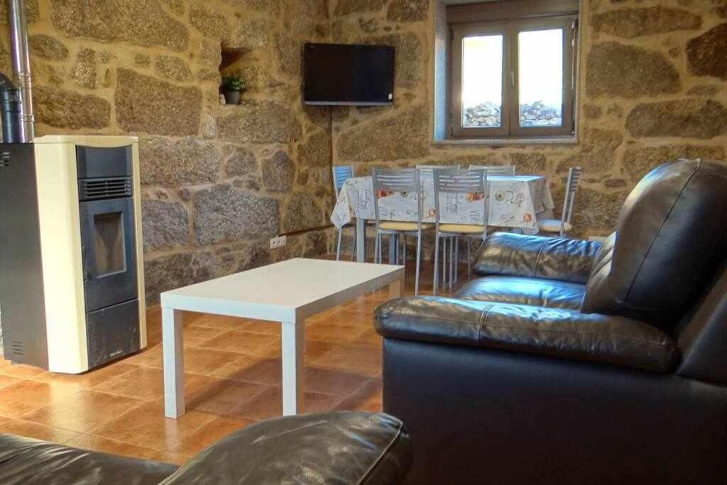 Cuberto Darriba Casa Restaurada En Canedo Carnota Buitenkant foto